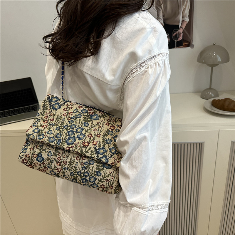 Bolsa de Mão Elegante de Estil - Urban Ethnic Fashion avaliação e preço