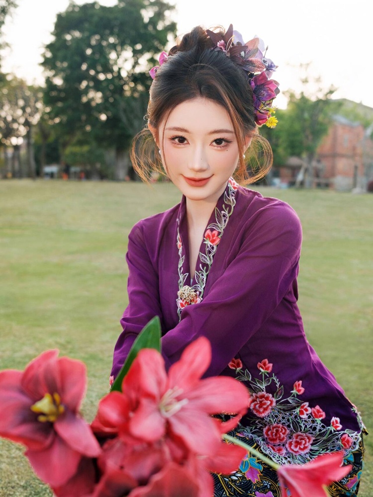 Novo Conjunto de Roupas Femini - Ethnic Fashion Photography avaliação e preço